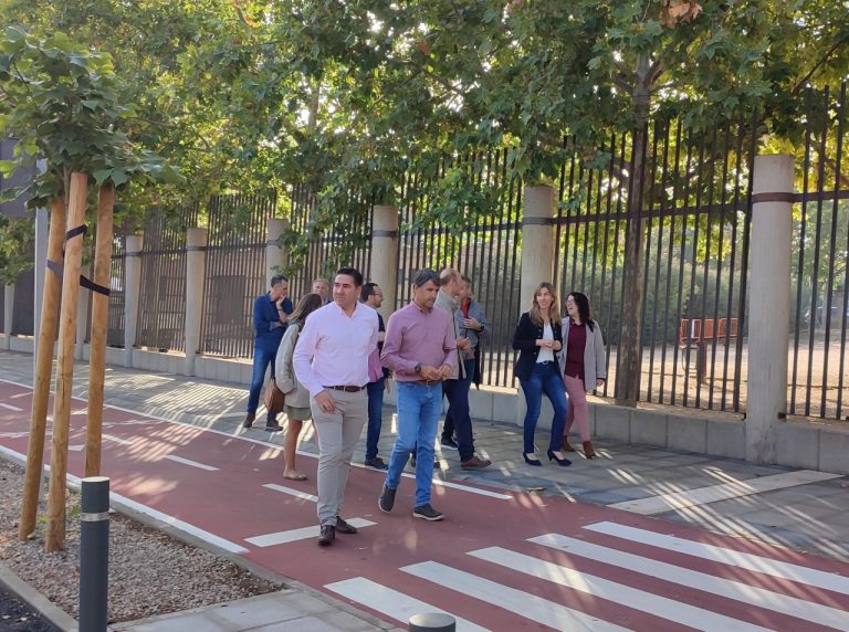 Inaugurada la nueva imagen de la calle Santa María de Alarcos de Ciudad Real
