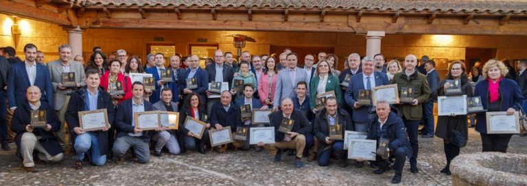 El Progreso y El Vínculo, con tres oros cada una, triunfan en los Premios a la Calidad de los vinos de la DO La Mancha