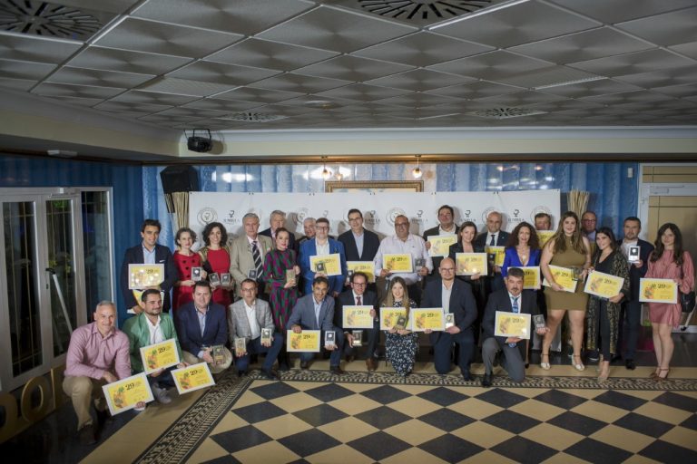 La gala de entrega de los premios a la calidad de los vinos de la DOP Jumilla reúne a más de 380 personas