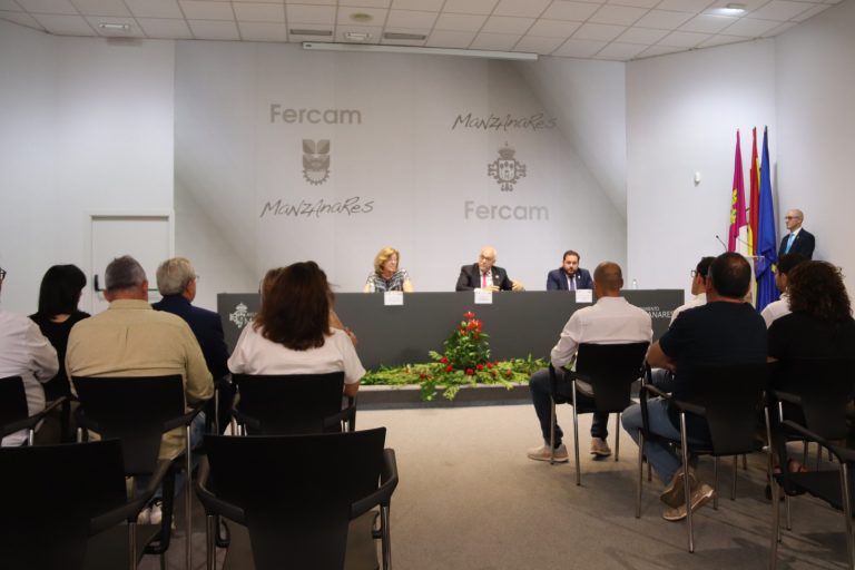 Julián Nieva anuncia la creación de un polígono agroalimentario en Manzanares en la clausura de Fercam