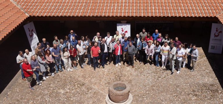 Los vinos de La Mancha y La Manchuela se suman al brindis por el Día Vino DO