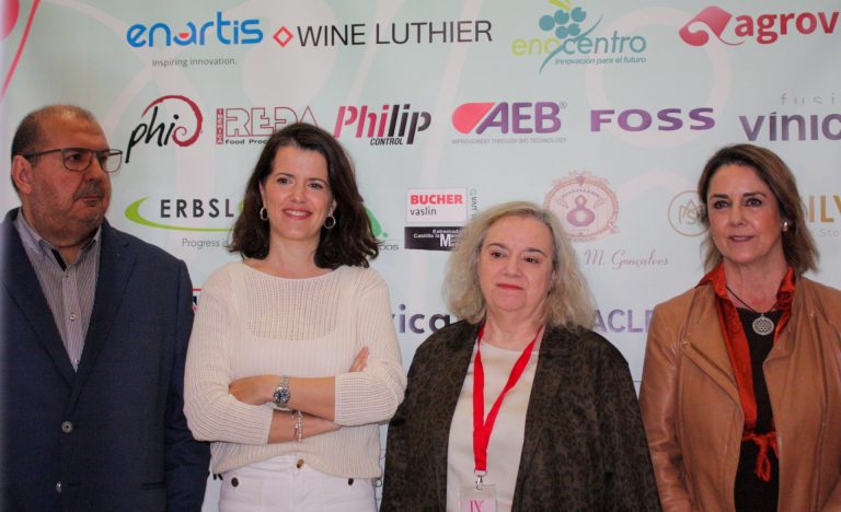 El Congreso del Colegio Oficial de Enología CLM destaca el gran futuro del sector vitivinícola regional