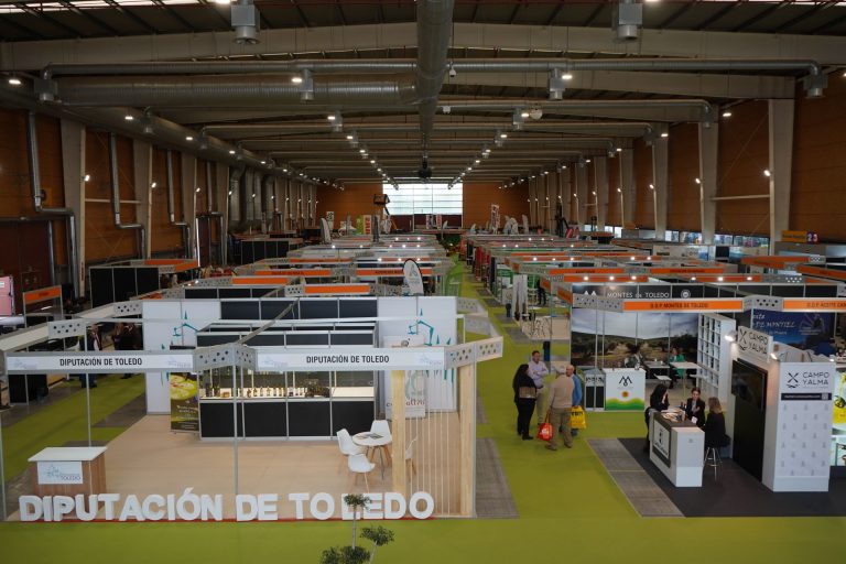 La Feria del Olivar y los Frutos Secos cierra sus puertas con un récord de participación
