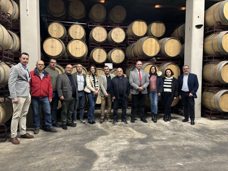 La Junta destaca la calidad de los vinos de monastrell de Bodegas San Dionisio
