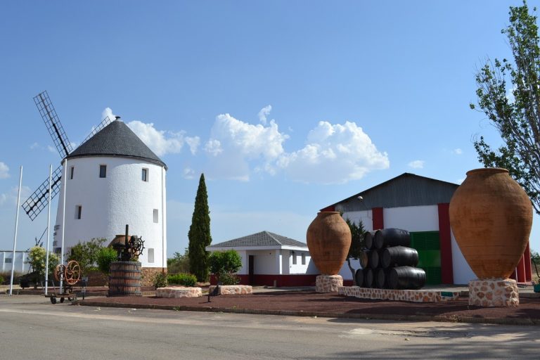 Vinícola de Valdepeñas con una medalla de oro y una de plata triunfa en el premio a los mejores vinos de FERCAM