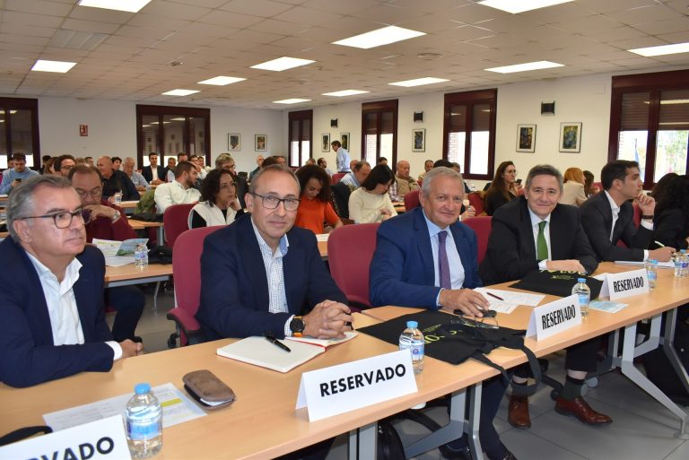 Cooperativas Agro-alimentarias CLM apuesta junto a Iberdrola por la descarbonización y sostenibilidad del sector agroalimentario de la región