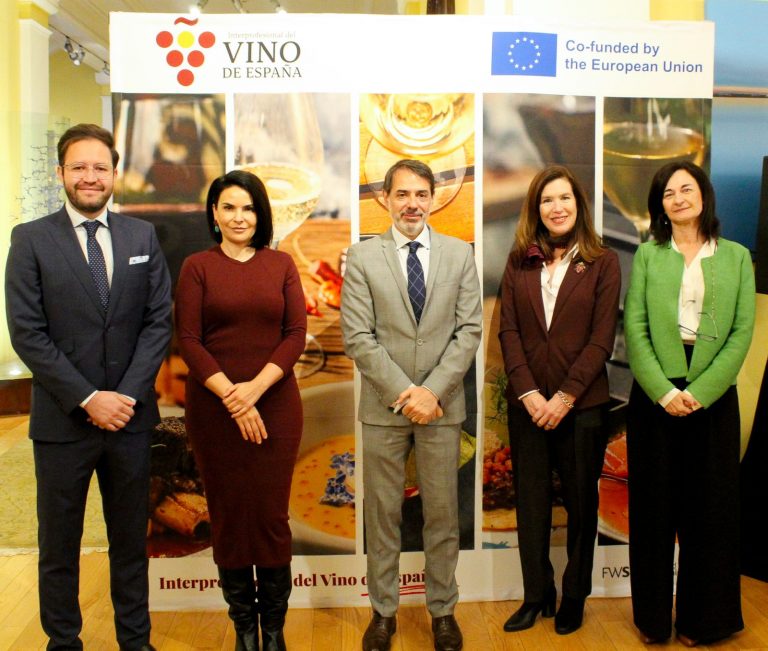 OIVE lanza la guía de maridaje entre vinos de España y gastronomía mexicana