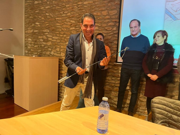 Gregorio López de Lerma asume la presidencia de Amigos del Vino de Valdepeñas