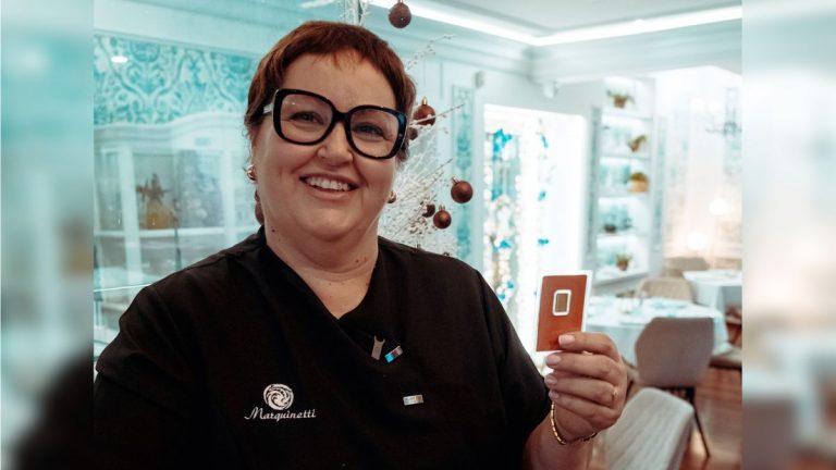 Vuelven las pizzas cargadas de oro de Marquinetti