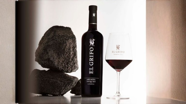 vino El Grifo Ariana