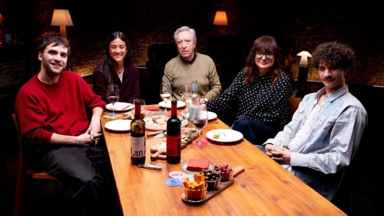 Bodegas LAN vincula vino y conversación en su nuevo proyecto audiovisual