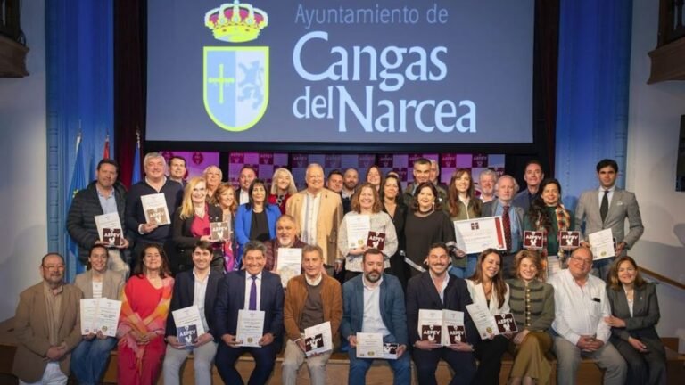 Pago de los Capellanes triunfa en los XVIII Premios AEPEV celebrados en Cangas del Narcea