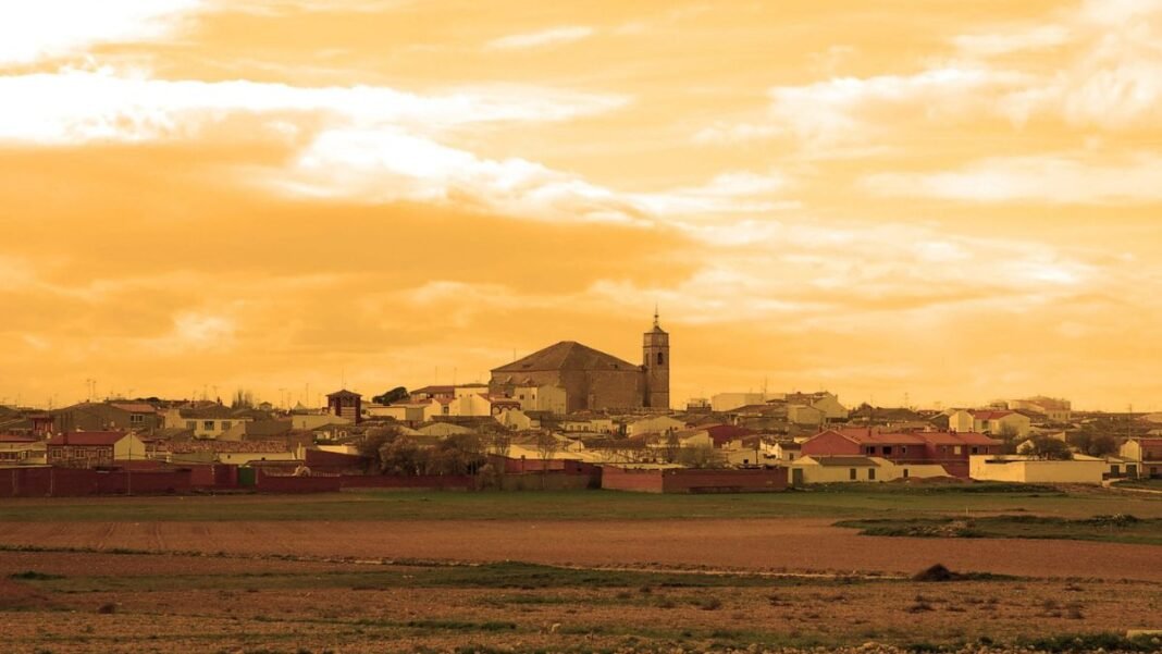 pueblo villanueva de alcardete , toledo